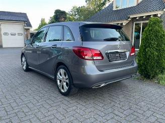 Mercedes B-klasse 180 d NAVI PDC KLIMA picture 3