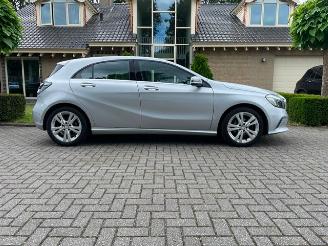 Mercedes A-klasse 180 d SPORT NAVI LED PDC picture 2