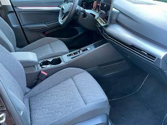 Volkswagen Golf 1.5 eTSI DSG NAVI CAMERA PDC picture 10
