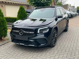 Coche accidentado Mercedes GLB 200 d AMG LINE 7 PERS PANO NAVI CAMERA 2023/2