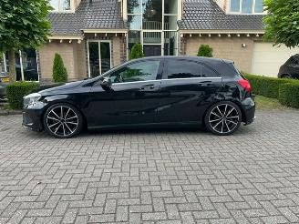 Mercedes A-klasse 200 AMG LINE NAVI PDC picture 2