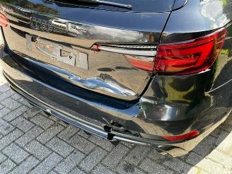 Audi A4 Avant QUATTRO 2.0 TFSI  S-line picture 16