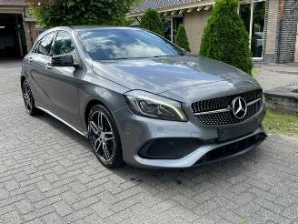 Coche accidentado Mercedes A-klasse 180 d AMG LINE NAVI PDC 2016/2