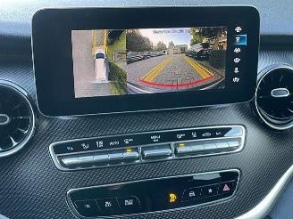 Mercedes  300 d Avantgarde AMG LINE 7 ZITS LED picture 10