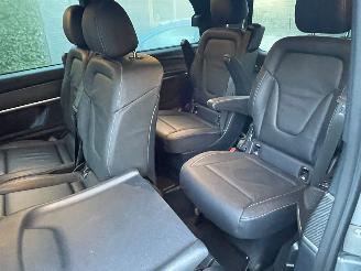 Mercedes  300 d Avantgarde AMG LINE 7 ZITS LED picture 12