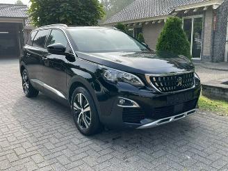  Peugeot 5008 1.2 PureTech Allure 2020/11