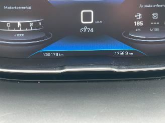 Peugeot 5008 1.2 PureTech Allure picture 12