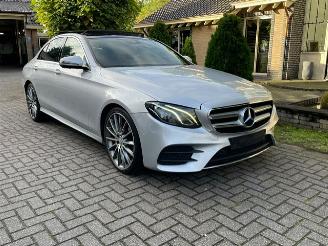 krockskadad bil auto Mercedes E-klasse 220 d AMG LINE PANO NAVI CAMERA LED 2016/5