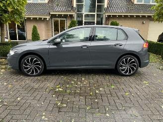 Volkswagen Golf VIII 1.5 eTSI PANO NAVI CAMERA picture 5
