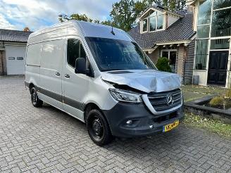 damaged commercial vehicles Mercedes Sprinter 316 CDI L2H2 AUT NAVI LED CAMERA 2020/3