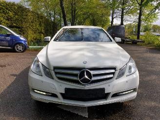 rozbiórka samochody osobowe Mercedes E-klasse COUPE 2012/3