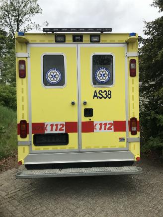 Mercedes Sprinter SPRINTER 518 CDI AMBULANCE picture 2