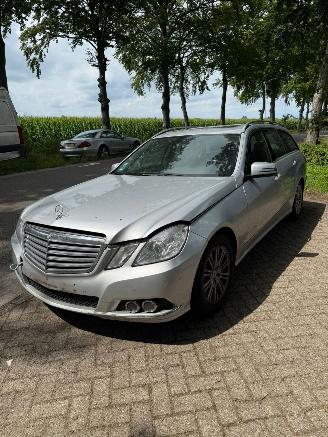 Salvage car Mercedes E-klasse E 220 CDI COMBI 2011/8