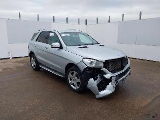 Démontage voiture Mercedes ML ML 250 BLEUTEC 4 MATIC 2013/5