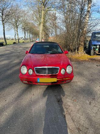 Démontage voiture Mercedes CLK CLK 200 CABRIO 1998/6