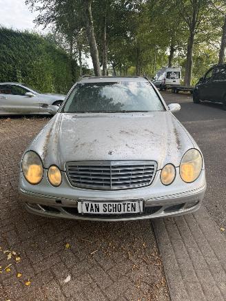 disassembly passenger cars Mercedes E-klasse E 220 CDI 2003/2