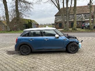 Mini Cooper 1.5 AUTOMAAT NAVI CLIMA CAMERA LEER PDC B.J 07-2021 picture 6