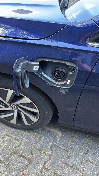 Volkswagen Golf 8 HYBRIDE PLUG IN DSG 204 PK NAVI CLIMA CAMERA LED B.J 2023 picture 25