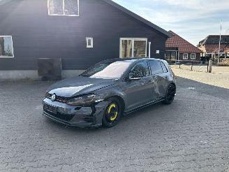 Volkswagen Golf GTI TCR 300 PK PANO NAVI LEER CLIMA CAMERA FULL B.J 2019 picture 3