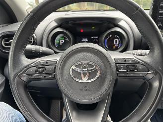 Toyota Yaris 1.5 HYBRIDE AUTOMAAT NAVI CLIMA CAMERA LED B.J 08-2022 picture 12
