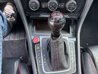 Volkswagen Golf GTI TCR 300 PK PANO AUTOMAAT NAVI LEER CLIMA CAMERA B.J 2019 picture 16