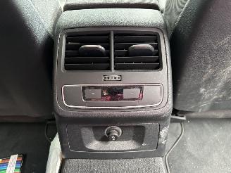 Audi A4 Avant 2.0 S LINE HYBDRIDE AUTOMAAT NAVI CLIMA PDC VIRT DASH B.J 06-2019 picture 11