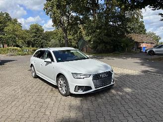 Audi A4 Avant HYBRIDE 2.0 AUTOMAAT S-LINE NAVI CLIMA LED B.J 2019 picture 3