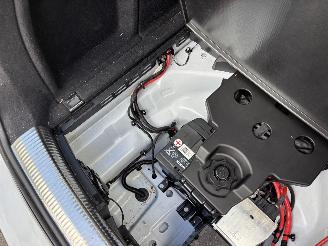 Audi A4 Avant HYBRIDE 2.0 S LIne AUTOMAAT NAVI CLIMA LED CRUISE B.J 06-2019 picture 19