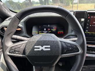 Dacia Duster HYBRIDE AUTOMAAT NAVI CLIMA CAMERA LED B.J 12-2024 picture 19
