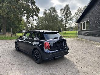 Mini Cooper PANO AUTOMAAT NAVI CLIMA SPECIAL EDITIE B.J 2021 25 dkm picture 4