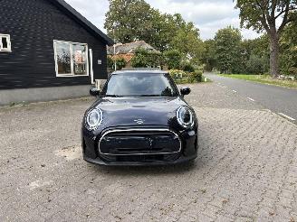 Mini Cooper PANO AUTOMAAT NAVI CLIMA SPECIAL EDITIE B.J 2021 25 dkm picture 5