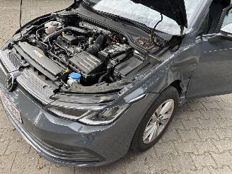 Volkswagen Golf eTSI AUTOMAAT NAVI CLIMA CAMERA LED VIRTUEEL DASH B.J 2023 picture 19