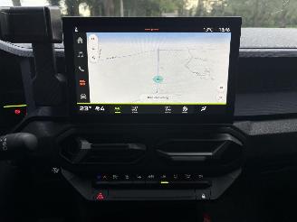 Dacia Duster HYBRIDE FACELIFT 130 PK NAVI CLIMA CAMERA LED B.J 2025 picture 12