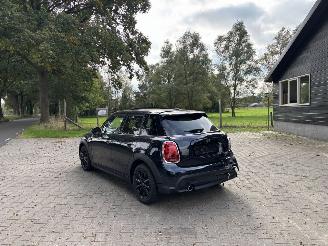 Mini Cooper SPORT PANO AUTOMAAT LEER NAVI CLIMA LED B.J 2021 FACELIFT picture 2