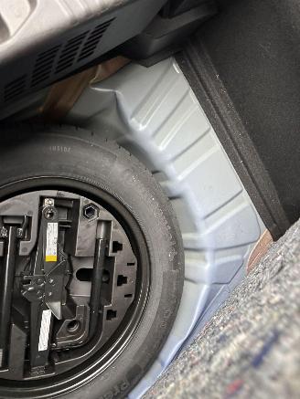 Renault Clio TECHNO NAVI CLIMA CAMERA CRUISE B.J 05-2025 picture 19