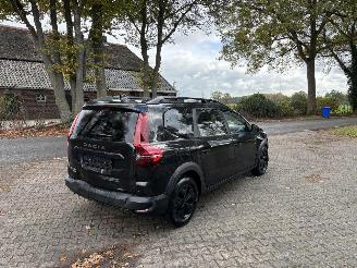 Dacia Jogger HYBRIDE AUTOMAAT NAVI CLIMA PDC LED 7 PERSOONS B.J 2025 picture 2