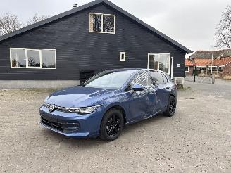 škoda osobní automobily Volkswagen Golf 8.5 FACELIFT 1.5 NAVI CLIMA CAMERA LED VIRT DASH B.J 12-2024 2024/12