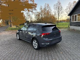 Volkswagen Golf 8 TSI EDITION 110 PK NAVI CLIMA CAMERA VIRTUEEL DASH LED B:J 2023  Plaatschade picture 3