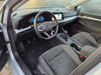 Volkswagen Golf 8 TSI 110 PK NAVI CLIMA CAMERA LED B.J 05-2022 picture 15