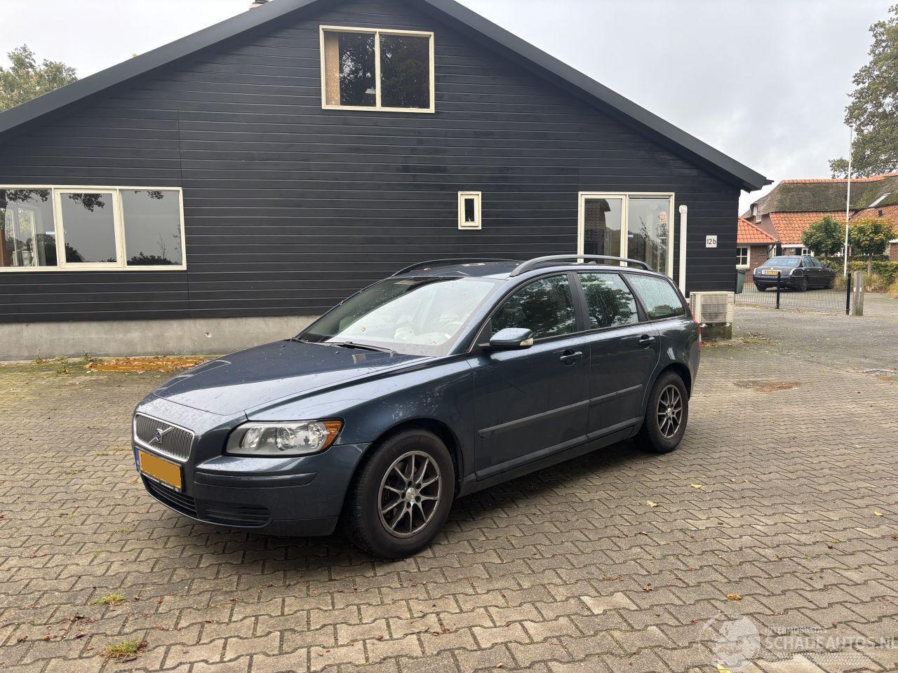 Volvo V-50 1.8 EDITION 125 PK AIRCO TREKHAAK B.J 09-2005 GEEN SCHADE