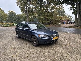 Volvo V-50 1.8 EDITION 125 PK AIRCO ABS TREKHAAK B.J 2005 Geen schade TOP Conditie picture 3