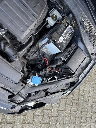 Volkswagen Golf VARIANT TSI 115 PK NAVI CLIMA CAMERA CRUISE B.J 2020 SCHROEFSCHADE picture 22