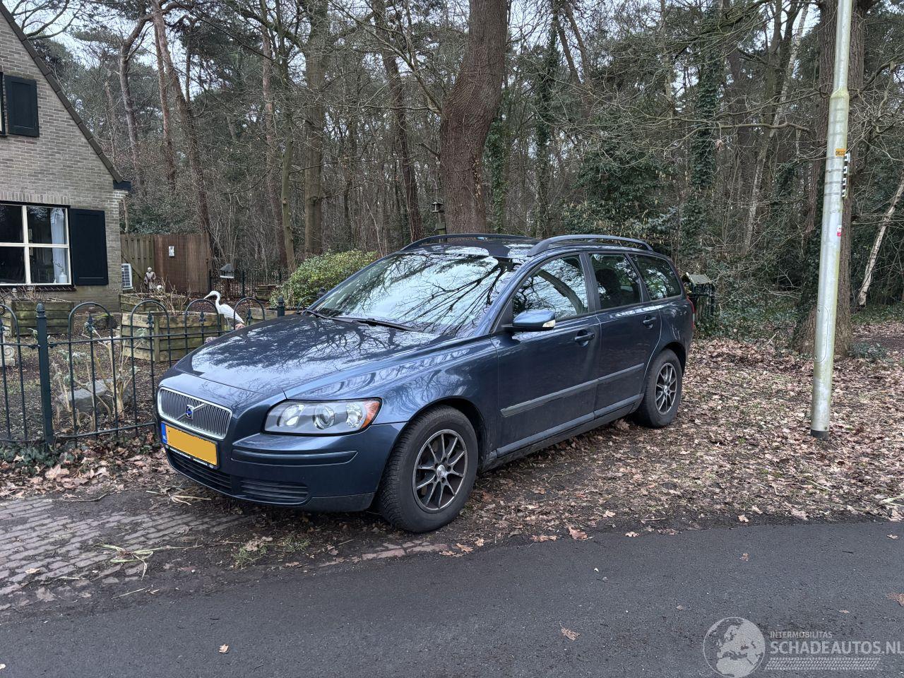 Volvo V-50 1.8 EDITION 125 PK AIRCO ABS TREKHAAK B.J 2005 Geen schade TOP Conditie