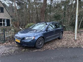Unfallwagen Volvo V-50 1.8 EDITION 125 PK AIRCO ABS TREKHAAK B.J 2005 Geen schade TOP Conditie 2005/1