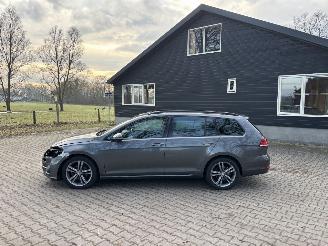 Volkswagen Golf VARIANT TSI 115 PK NAVI CLIMA CAMERA CRUISE B.J 2020 SCHROEFSCHADE picture 8