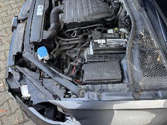 Volkswagen Golf VARIANT TSI 115 PK NAVI CLIMA CAMERA CRUISE B.J 2020 SCHROEFSCHADE picture 13