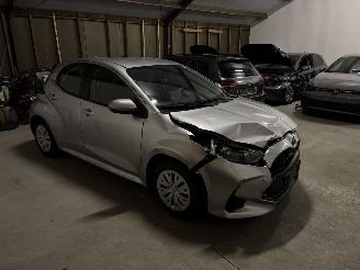 Toyota Yaris 1.5 AUTOMAAT HYBRIDE B.J 07-2022 picture 3