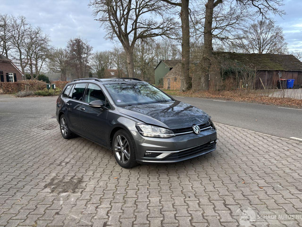 Volkswagen Golf TSI NAVI CLIMA CAMERA B.J 2020