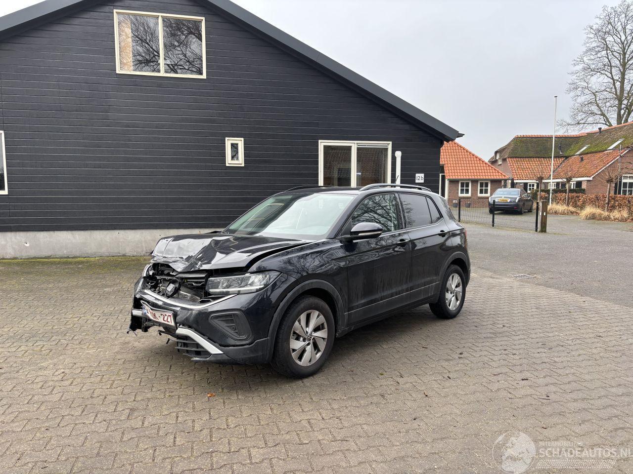 Volkswagen T-Cross AUTOMAAT 116 PK CLIMA CAMERA PDC B.J 0-2024