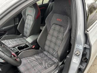 Volkswagen Golf 8 GTI 245 PK AUTOMAAT NAVI CLIMA CAMERA LED B.J 2023 Schroefschade picture 11